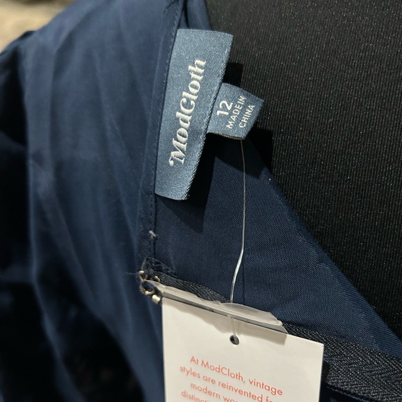 New ModCloth Navy Blue Vintage Inspired Keyhole Dress Women’s size 12 - Picture 9 of 11